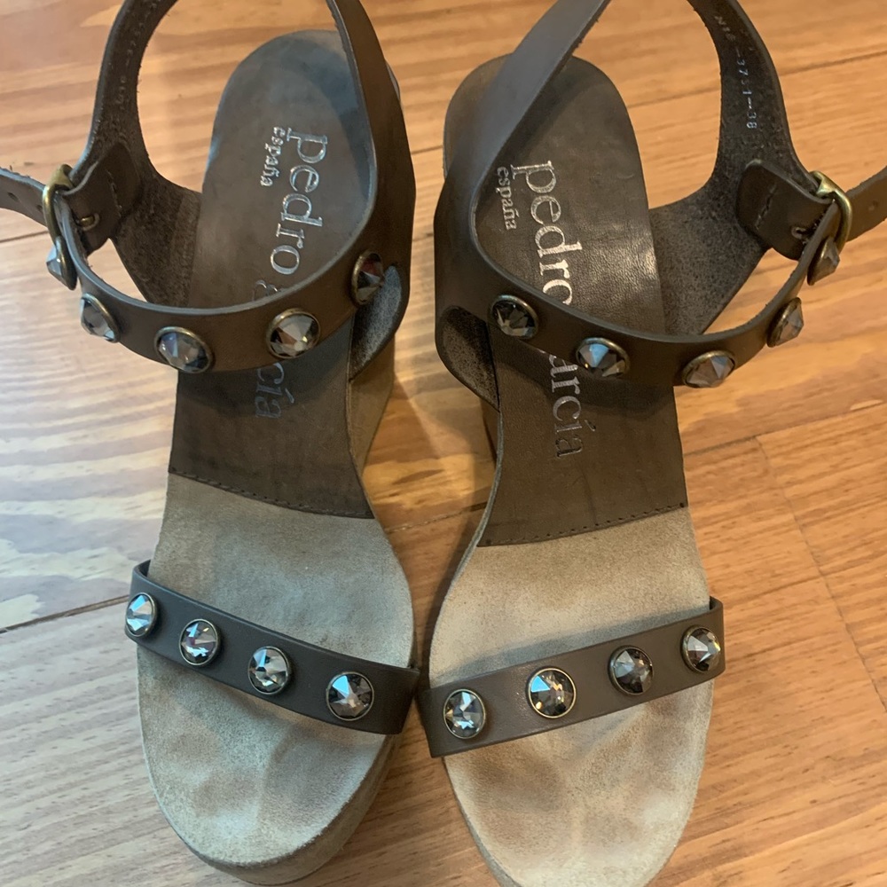 Pedro Garcia Platform Shoes, size 8, fits 7.5
